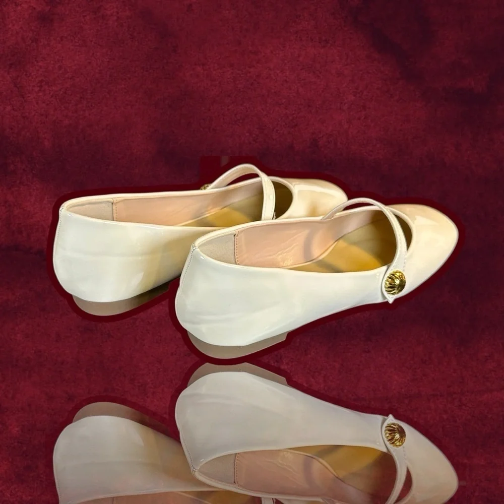 NWOT C. Paravano Cream Patent Square-Toe Mary Jane Flats with Gold Buttons Sz 41